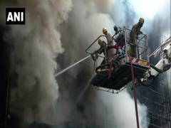 
      
      Massive fire breaks out at showroom in Delhi's Lajpat Nagar
      
      