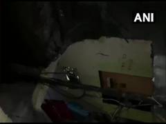 
      
      Maharashtra: Part of building collapses in Thane, no...
      
      