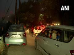 
      
      Tourists stuck in traffic as vehicles choke Mussoorie roads 
      
      