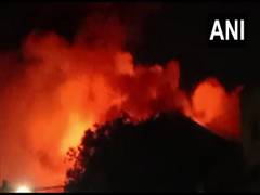 
      
      Massive fire breaks out at cinema hall in Kolkata
      
      