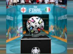 
      
      Euro 2020: Disrespectful English fans boo Italy's national anthem
      
      