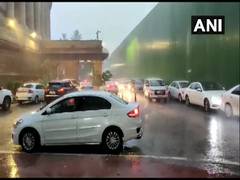 
      
      IMD predicts rain in parts of Delhi-NCR in next 2 hrs
      
      