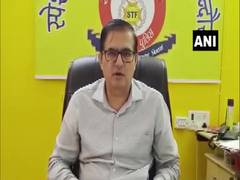 
      
      Indore STF arrests 7 people, seizes Rs 70.10 lakhs from...
      
      