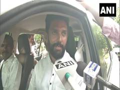 
      
      Matter of pride if 'guardian' Lalu Yadav considers me leader:...
      
      