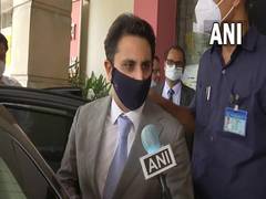 
      
      Health Minister Mansukh Mandaviya meets Adar Poonawalla,...
      
      