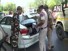 
      
      Delhi Police tighten security ahead of Independence Day...
      
      