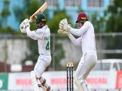 
      
      WI vs Pak, 1st Test: Roach, Seales strike but Babar take...
      
      