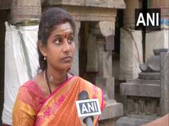 
      
      Suhanjana Gopinath, newly-appointed female Odhuvar takes...
      
      