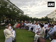 
      
      Ahead of trust vote, BJP, Congress leaders simultaneously...
      
      