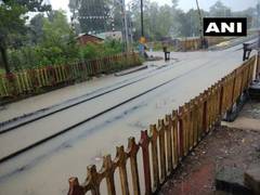 
      
      Odisha: Railway tracks submerge in rain in Sambalpur
      
      