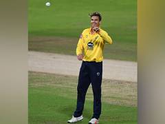 
      
      Chris Green signs longest deal with Sydney Thunder in BBL history
      
      