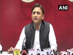 
      
      SP eyes young voters, to help them enrol as voters 
      
      