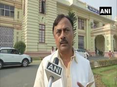 
      
      Bihar: Worrisome as 5 lakh youths apply for 166 Group-D...
      
      