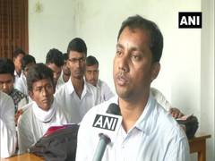 
      
      WB: Ramakrishna Mission Vidyamandira appoints Muslim teacher...
      
      