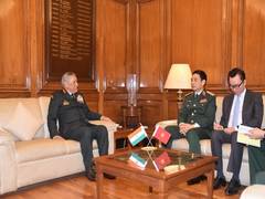 
      
      Bipin Rawat meets Vietnamese counterpart; discusses various issues
      
      