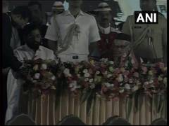 
      
      Mumbai: Shiv Sena's Eknath Shinde, Subhash Desai sworn-in as...
      
      