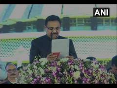 
      
      Mumbai: NCP's Jayant Patil, Chhagan Bhujbal take oath as ministers
      
      