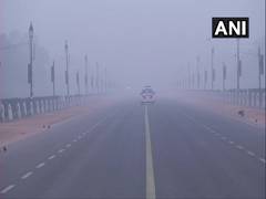 
      
      At 2.4 degrees Celsius, Delhi faces freezing cold Saturday morning
      
      