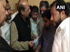 
      
      TMC gives compensation to kin of man who died in Mangaluru...
      
      