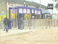 
      
      Jharkhand results: JMM leading on 22 seats, Congress on 11
      
      