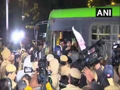 
      
      Delhi: Protester injured during march towards Rashtrapati...
      
      