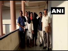 
      
      Two arrested for robbing senior citizens in Mumbai 
      
      