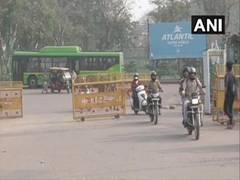 
      
      Noida-Faridabad road near Shaheen Bagh open for vehicular movement
      
      