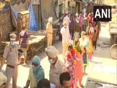 
      
      Police provide food items to people in Punjab
      
      