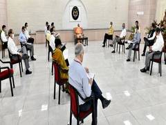 
      
      CM Yogi Adityanath holds COVID-19 review meeting with senior...
      
      