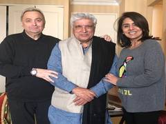 
      
      Javed Akhtar recalls his last meeting with 'dear friend'...
      
      