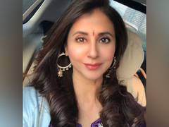 
      
      Urmila Matondkar tests negative for coronavirus
      
      