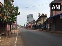 
      
      Streets in Kerala's Mallapuram deserted amid lockdown   
      
      