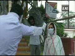 
      
       Shramik special train brings back migrants to Bankura from...
      
      