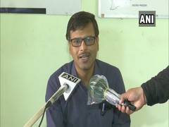 
      
      IMD issues cyclone alert for West Bengal, Bangladesh coasts
      
      