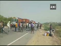 
      
      Migrants block Mathura-Agra Highway demanding for...
      
      