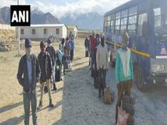 
      
      Jharkhand to airlift stranded migrant labourers from Leh
      
      