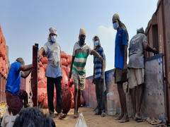 
      
      4 rakes of agricultural products despatched to Bangladesh:...
      
      