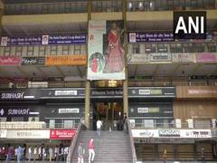 
      
      Surat's textile market reopens amid #Unlock1
      
      