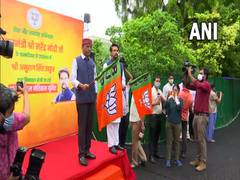 
      
      Anurag Thakur, Mansukh Mandaviya flag off 15 mobile medical...
      
      