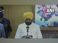 
      
      Punjab CM announces curtail in his security cover 
      
      