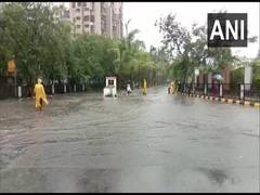 
      
      Heavy rains cause waterlogging in Navi Mumbai 
      
      