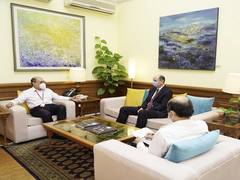 
      
      Shringla meets new UK envoy, discusses contemporary developments
      
      
