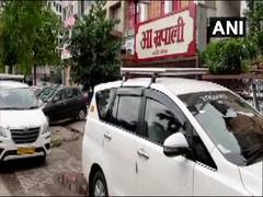 
      
      IT Dept raids at Rajiv Arora's Amrapali office in Jaipur,...
      
      