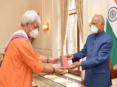 
      
      J-K Lt Governor Manoj Sinha meets President, Vice President
      
      