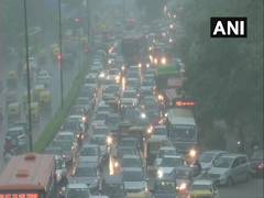 
      
      Traffic snarls after Delhi-NCR receives heavy rains
      
      