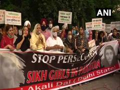 
      
      SAD workers protest  in Delhi against atrocities on Sikh...
      
      