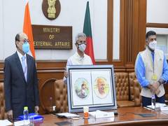 
      
      India, Bangladesh review expanding connectivity in road,...
      
      
