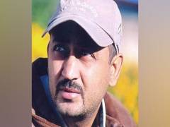 
      
      Farhan Akhtar, Varun Dhawan others express grief over...
      
      