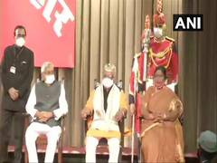 
      
      'We will work together and serve the people', says Nitish...
      
      