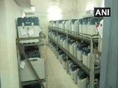 
      
      Bihar: Strong room established at Anugrah Narayan College...
      
      